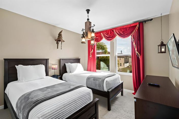 Image No.9-4 Bed Townhouse for sale