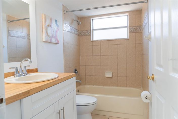 Image No.18-3 Bed Apartment for sale