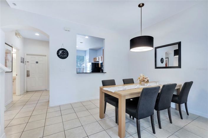 Image No.21-3 Bed Townhouse for sale