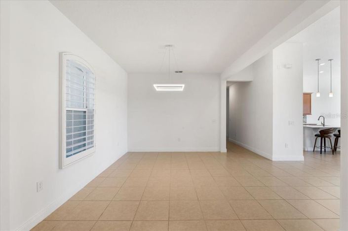 Image No.13-4 Bed House for sale