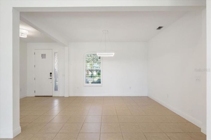 Image No.14-4 Bed House for sale