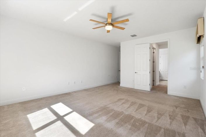 Image No.24-4 Bed House for sale