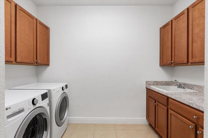 Image No.29-4 Bed House for sale