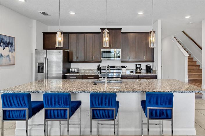 Image No.19-4 Bed House for sale