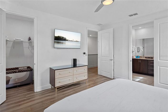 Image No.21-4 Bed House for sale