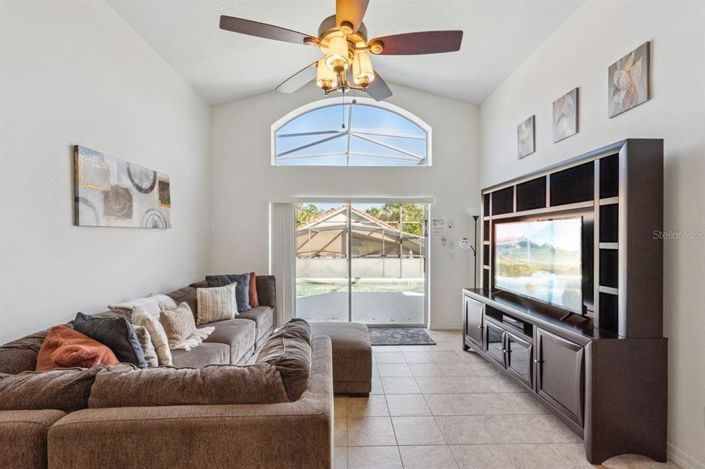 Image No.10-4 Bed House for sale