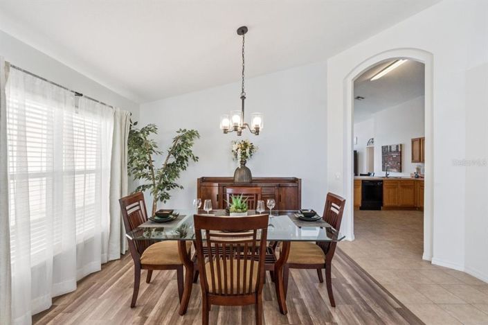 Image No.5-4 Bed House for sale