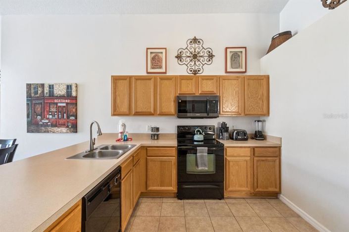 Image No.9-4 Bed House for sale