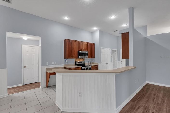 Image No.22-4 Bed House for sale