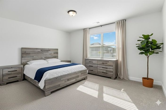 Image No.4-4 Bed House for sale