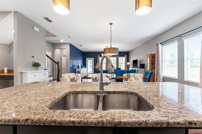 Image No.21-5 Bed House for sale