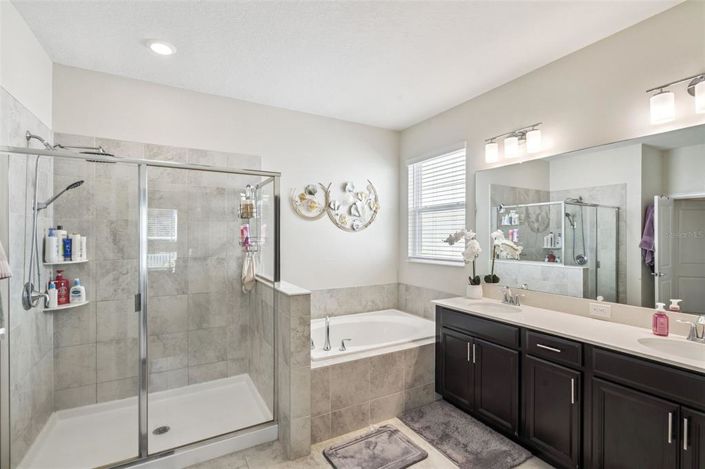 Image No.11-4 Bed House for sale