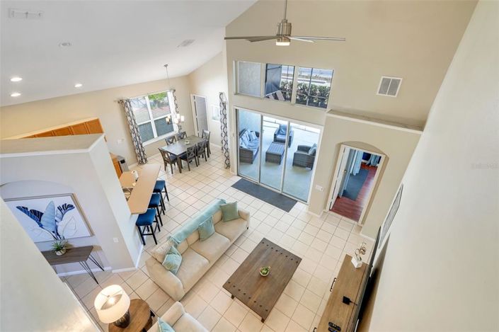 Image No.18-5 Bed House for sale