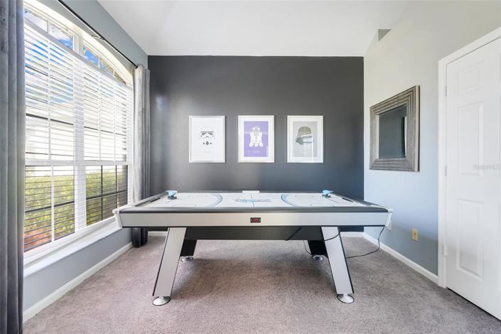 Image No.7-5 Bed House for sale