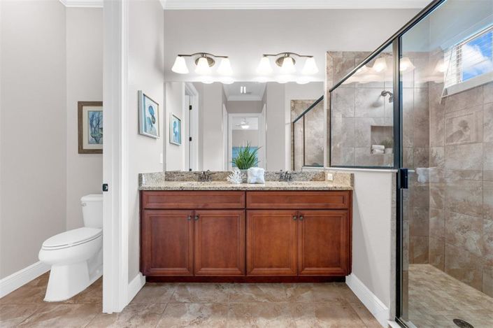 Image No.18-5 Bed House for sale