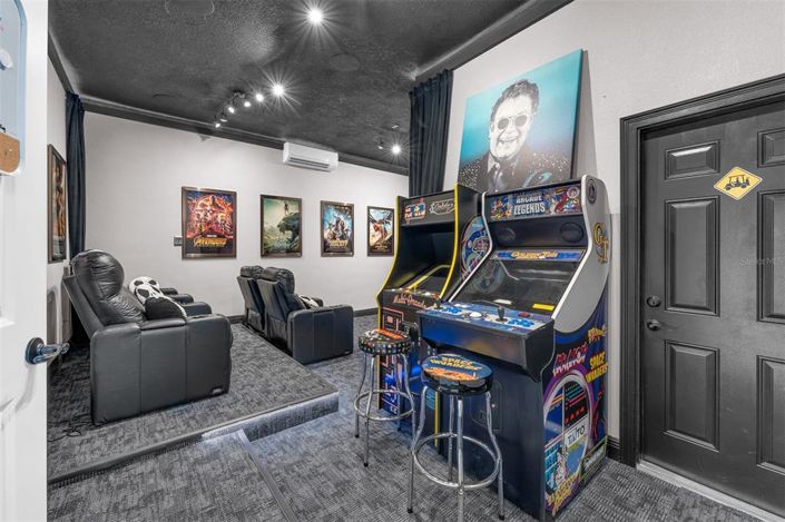 Image No.54-5 Bed House for sale