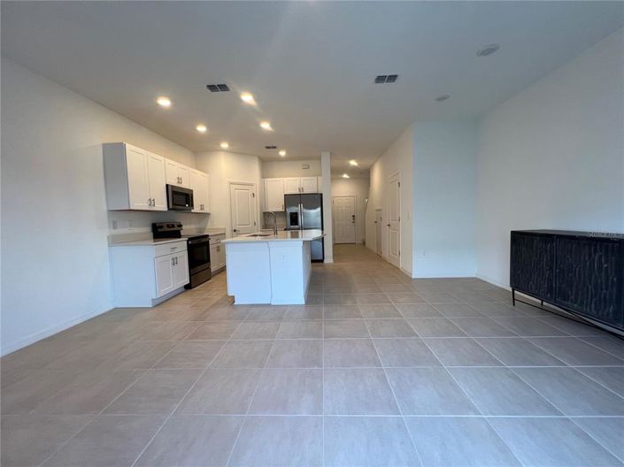 Image No.2-3 Bed Townhouse for sale