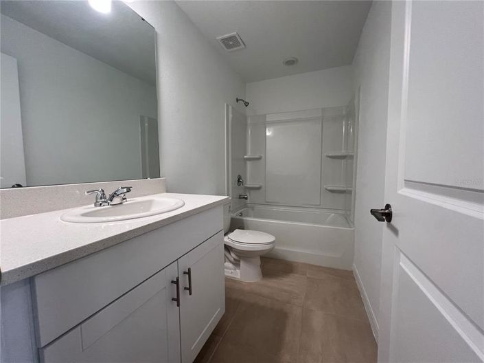 Image No.8-3 Bed Townhouse for sale