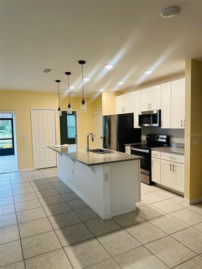 Image No.6-3 Bed House for sale