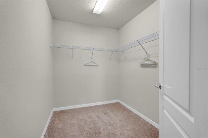 Image No.19-5 Bed House for sale