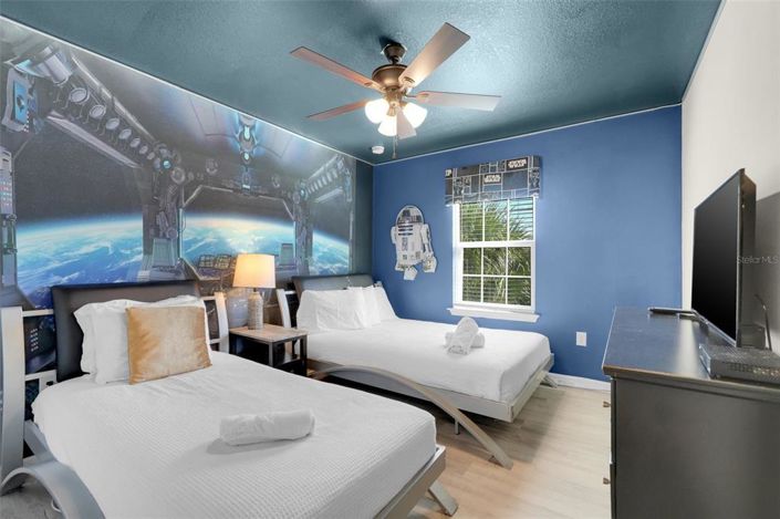 Image No.31-5 Bed House for sale