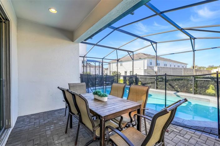 Image No.35-5 Bed House for sale