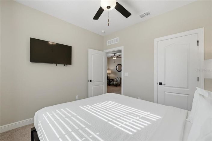 Image No.37-5 Bed House for sale