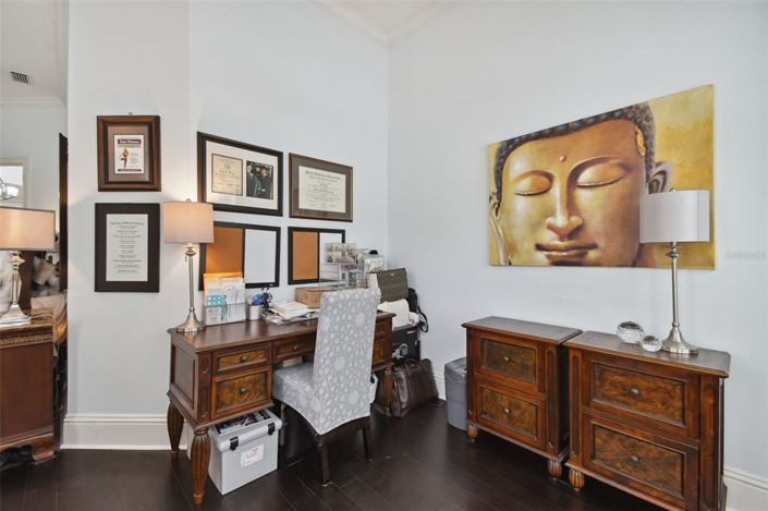 Image No.30-6 Bed House for sale