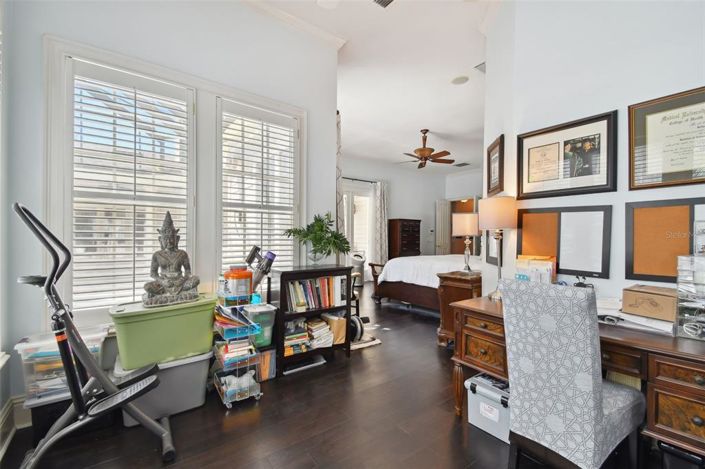 Image No.31-6 Bed House for sale