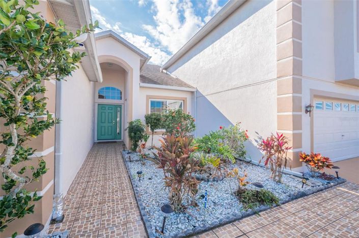 Image No.3-5 Bed House for sale