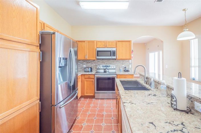 Image No.7-5 Bed House for sale