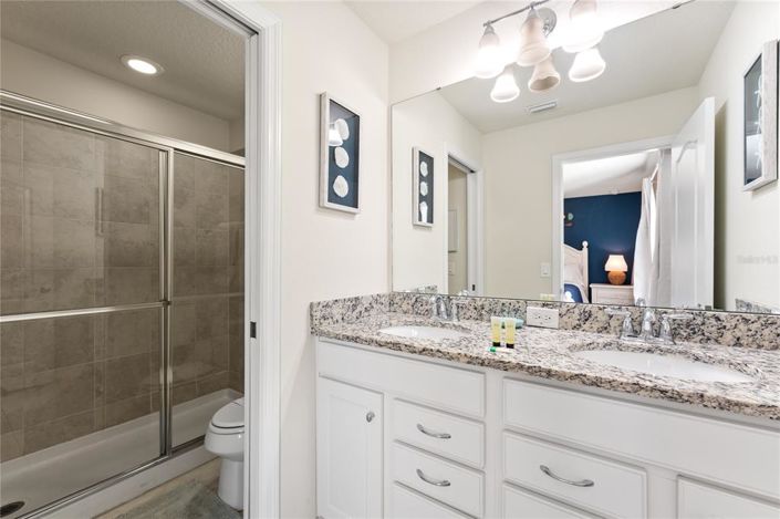 Image No.27-8 Bed House for sale