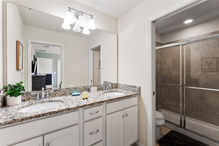 Image No.43-8 Bed House for sale