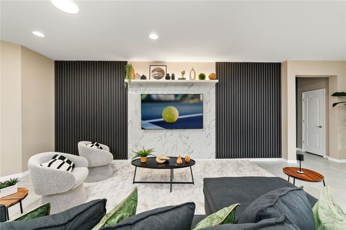 Image No.6-8 Bed House for sale