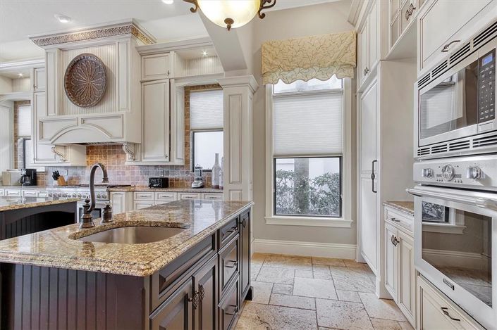 Image No.16-5 Bed House for sale