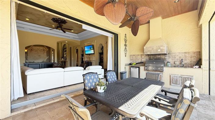 Image No.27-5 Bed House for sale