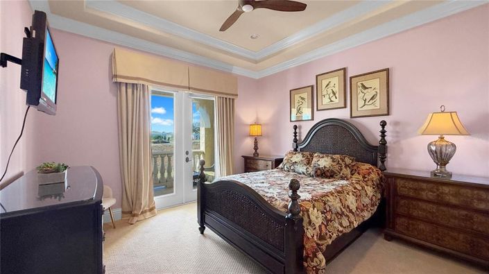 Image No.52-5 Bed House for sale