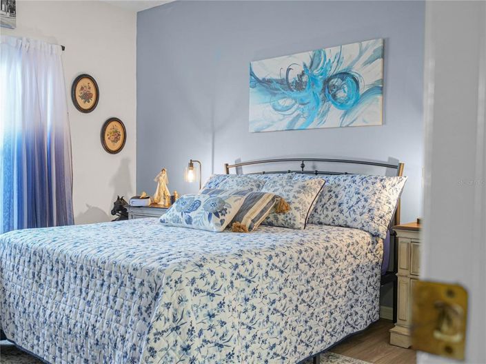 Image No.12-2 Bed Apartment for sale