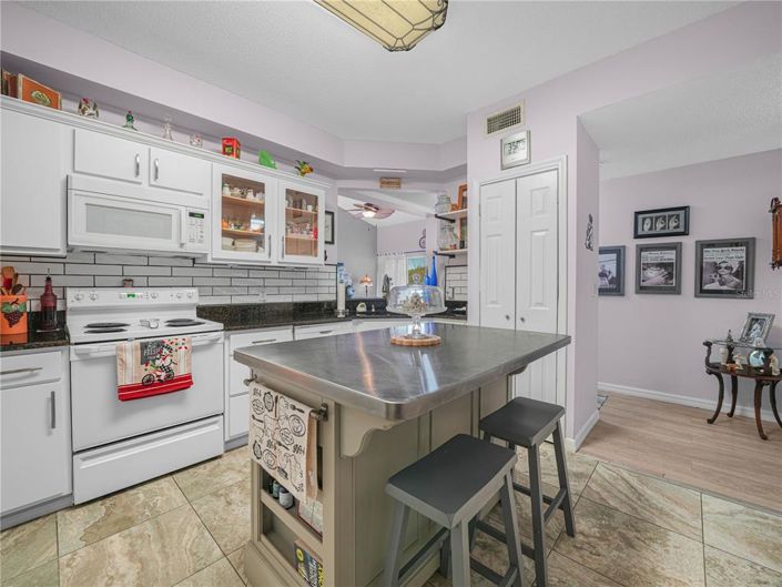 Image No.9-2 Bed Apartment for sale