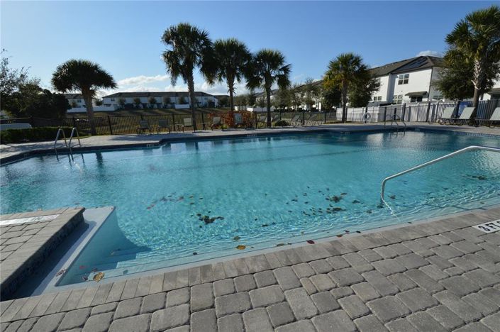 Image No.26-3 Bed Townhouse for sale