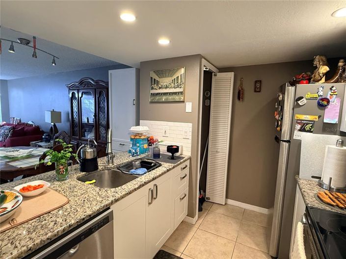 Image No.15-Appartement de 3 chambres à vendre à Saint John