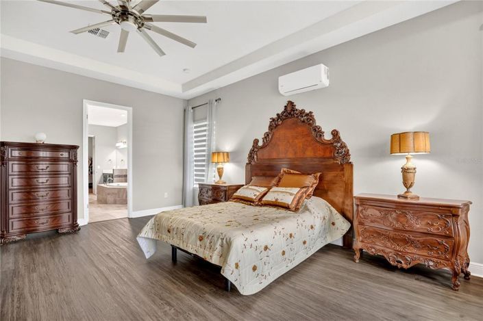 Image No.23-5 Bed House for sale