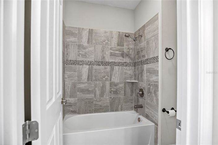 Image No.41-5 Bed House for sale