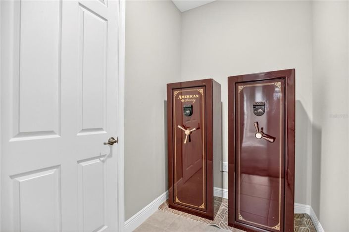 Image No.42-5 Bed House for sale