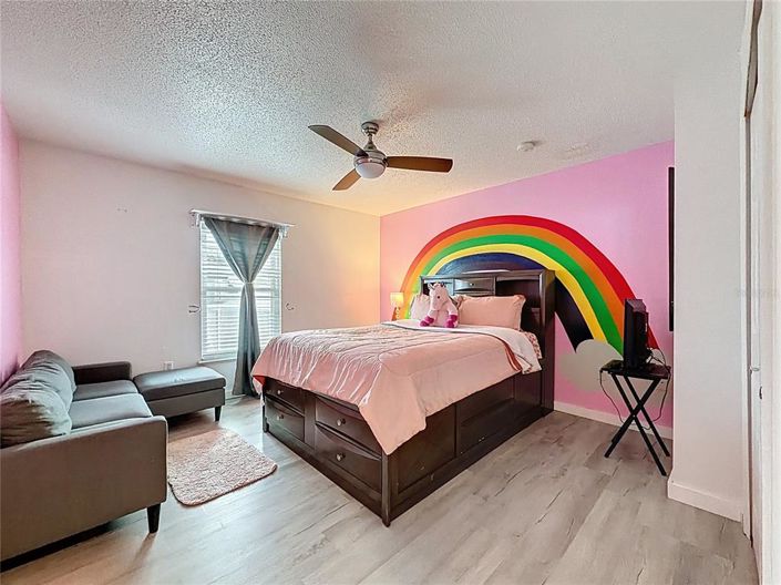 Image No.18-5 Bed House for sale