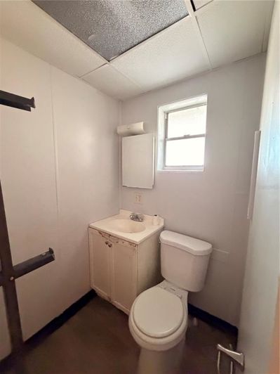 Image No.8-2 Bed House for sale