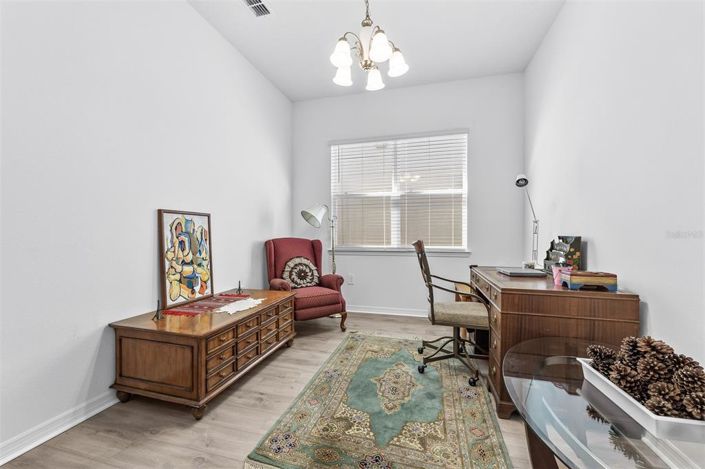 Image No.12-3 Bed House for sale