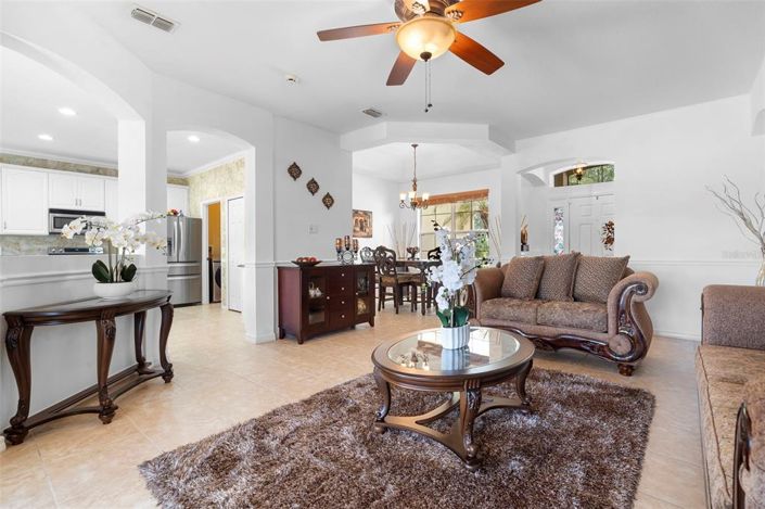 Image No.10-4 Bed House for sale