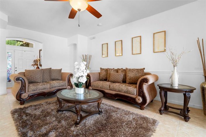 Image No.11-4 Bed House for sale