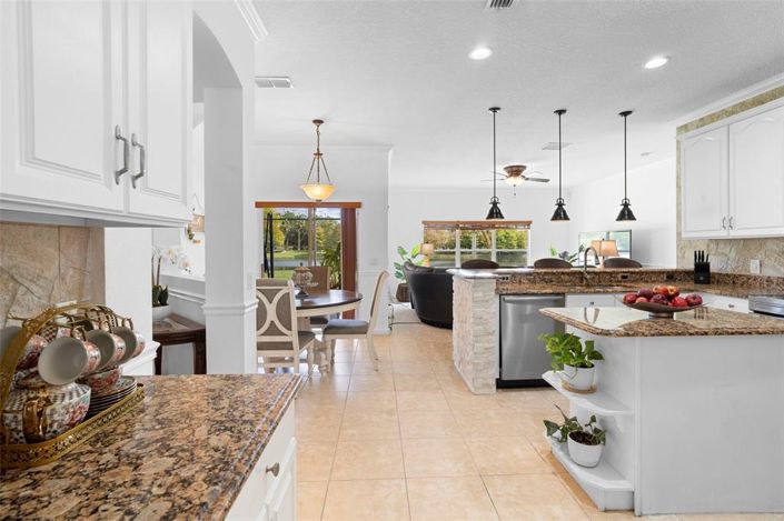 Image No.13-4 Bed House for sale